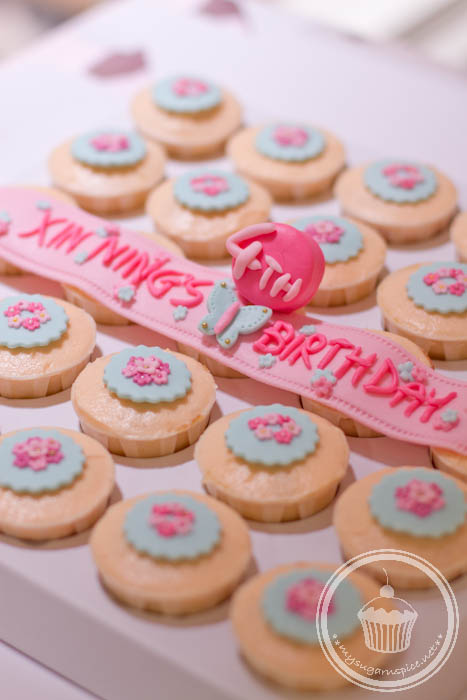 Flower theme cupcakes
